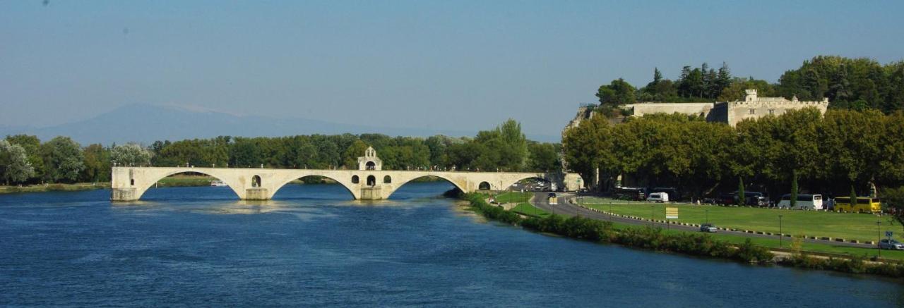 Uzes Decouvertes Exterior foto